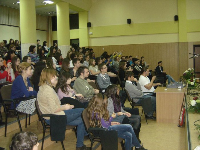 105-at2011