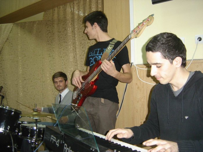 16-at2011