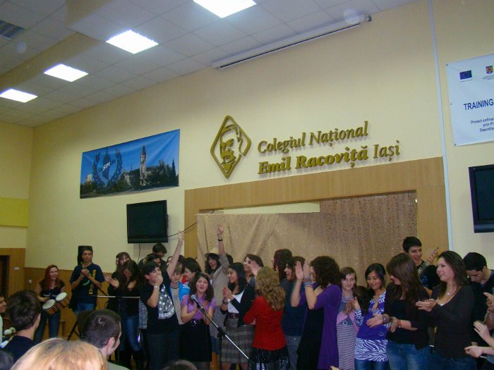 35-at2011